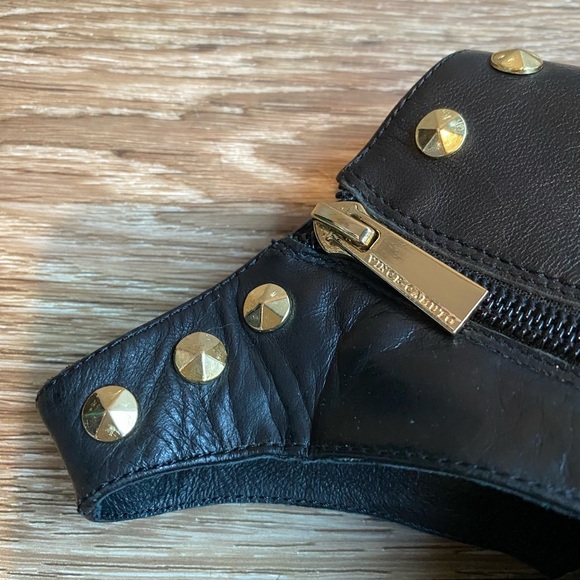 EUC VINCE CAMUTO Studded Edia Black Peep Toe Leather Bootie Size 8.5 - Picture 6 of 13